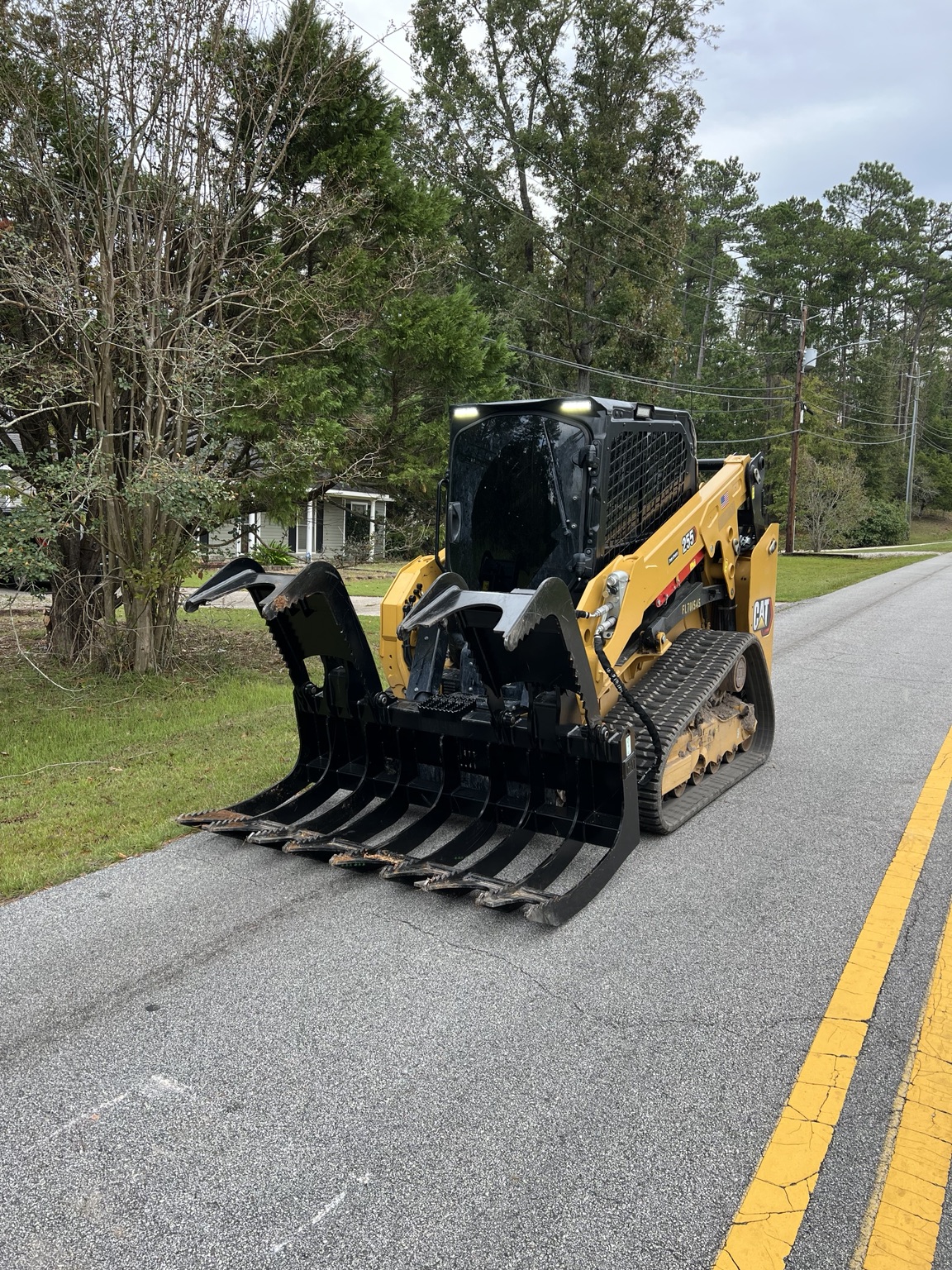 Land clearing equipment